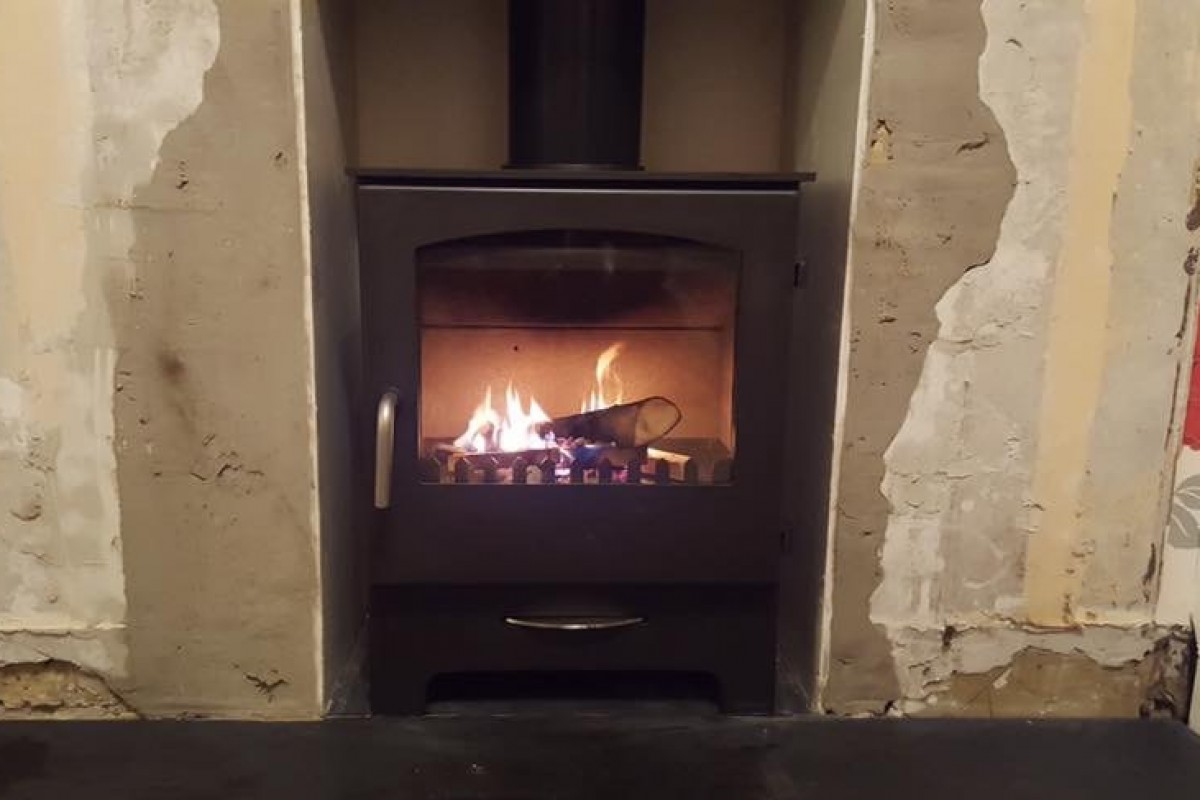 Customers stove installed in Northfleet Kent by IdealFires