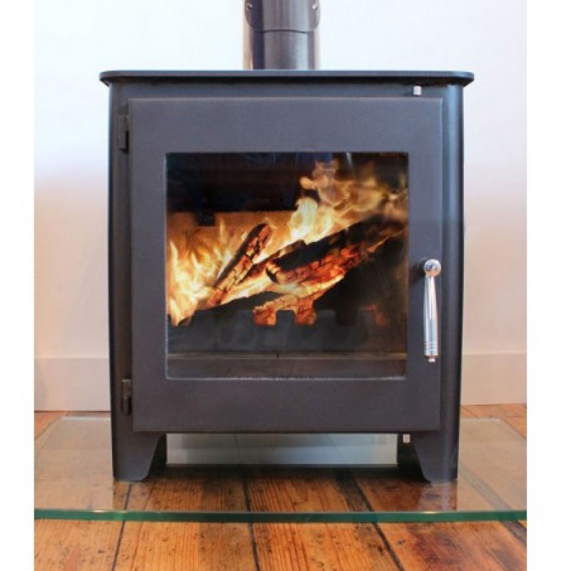 Saltfire ST1  5kW Wood burner